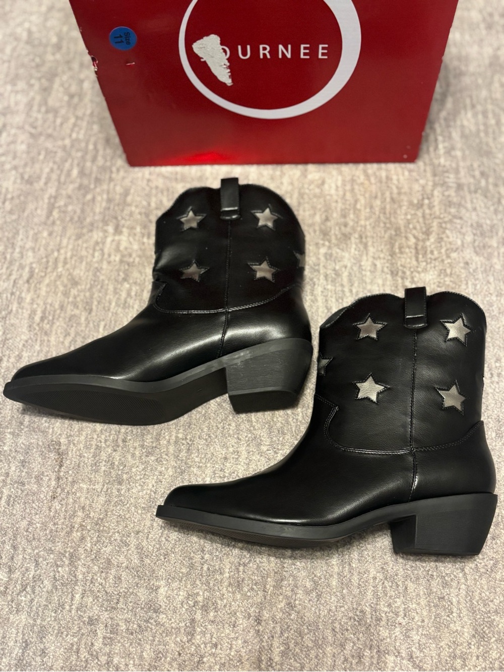 Journee Underwood Women's Casual Comfort Pointed Toe Ankle Boots Black 11W New